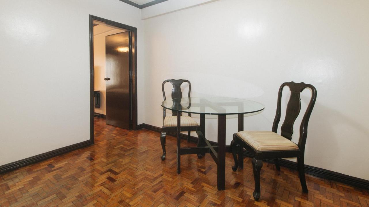 El Rico Suite Makati By Reddoorz Manila Ngoại thất bức ảnh